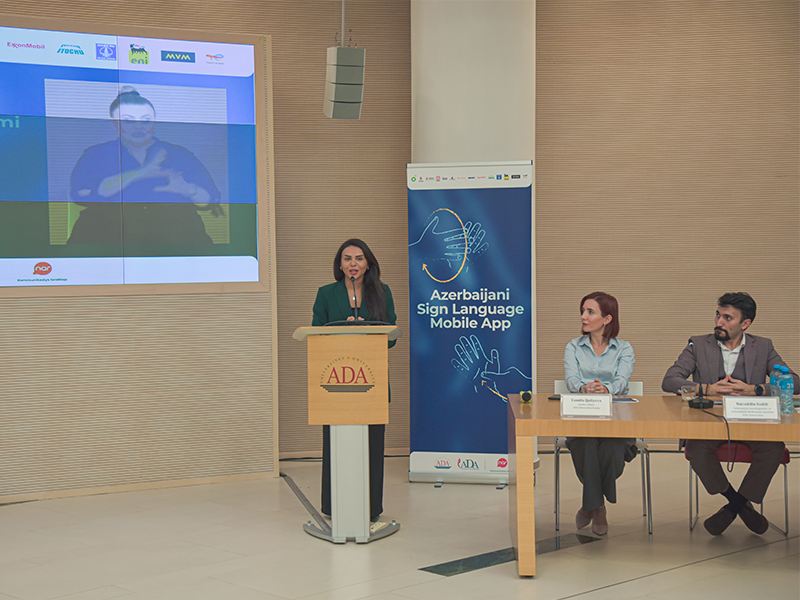 Azərbaycanda ilk jest dili mobil tətbiqi istifadəyə verildi